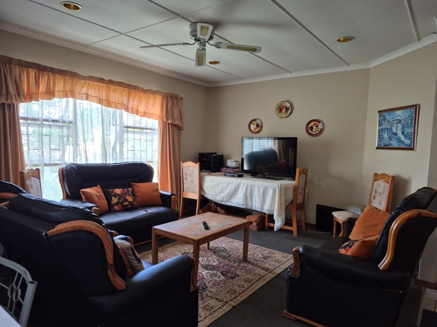 3 Bedroom Property for Sale in Langerug Western Cape